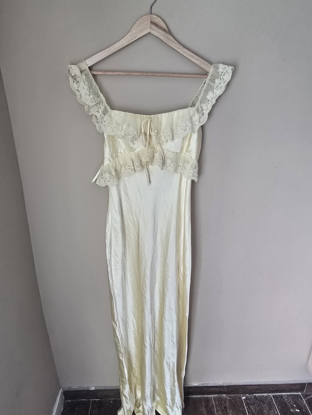 HERE COMES THE SUN Escapade Lace Trim Maxi Dress - Picture 4 of 9